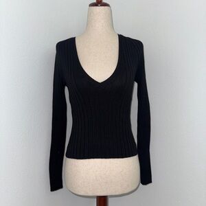 Zara Black Ribbed V-Neck Sweater